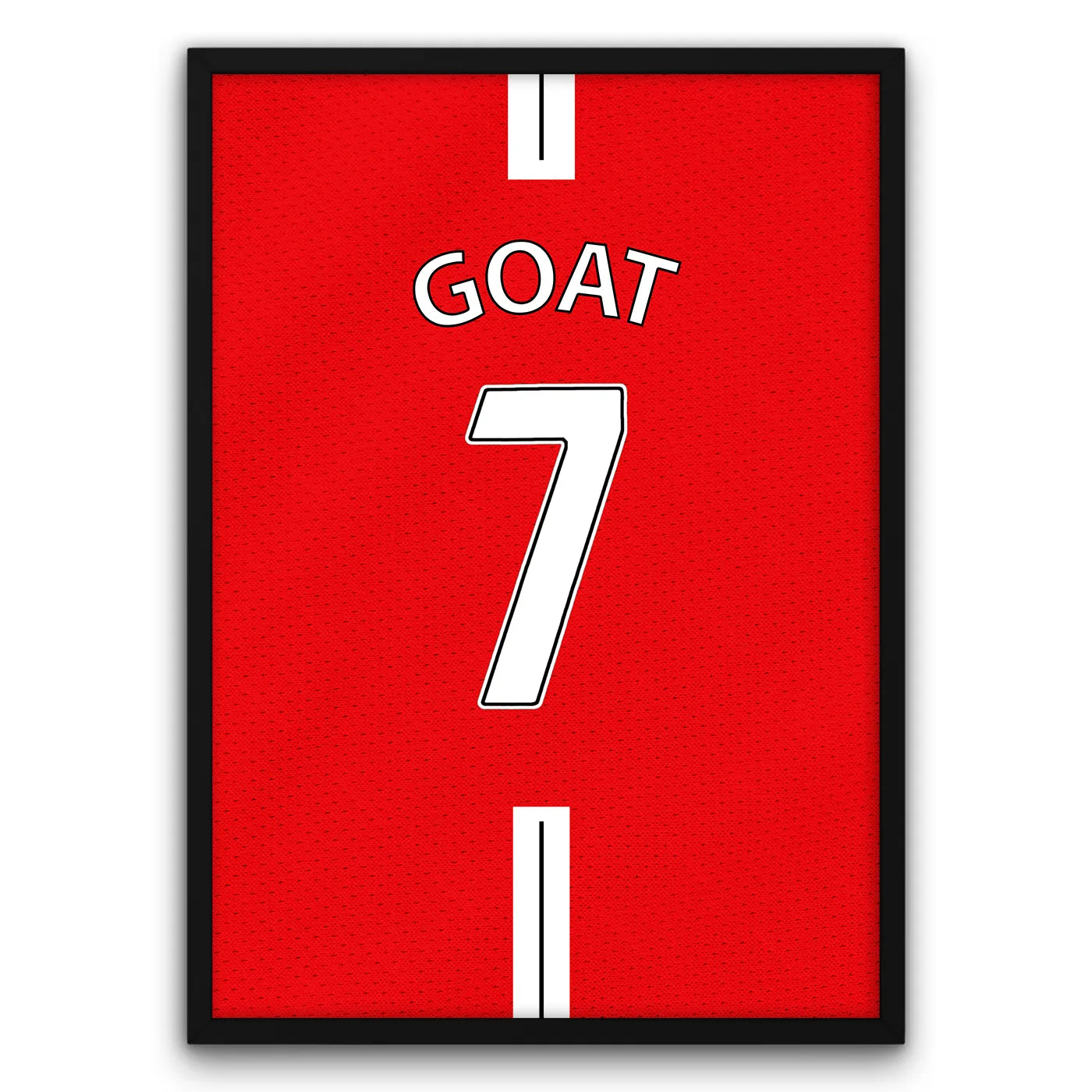 Plakat z czerwonym tłem przedstawiający koszulkę piłkarską z napisem "GOAT" i numerem "7".